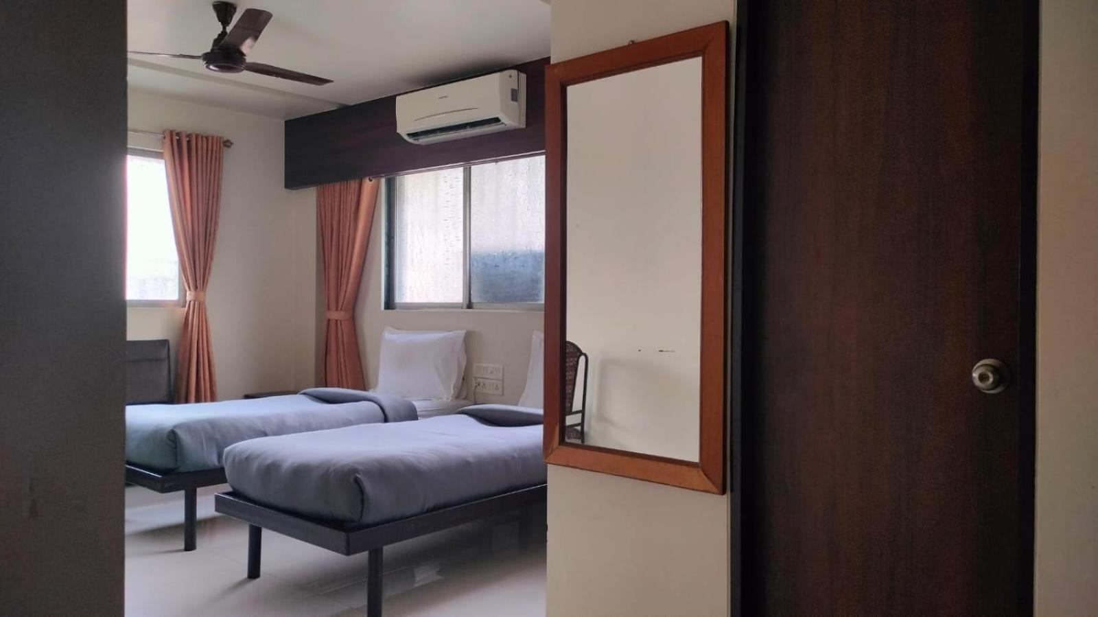 Hotel Sai Nidhi Executive-Mindspace Airoli Нави Мумбаи Экстерьер фото