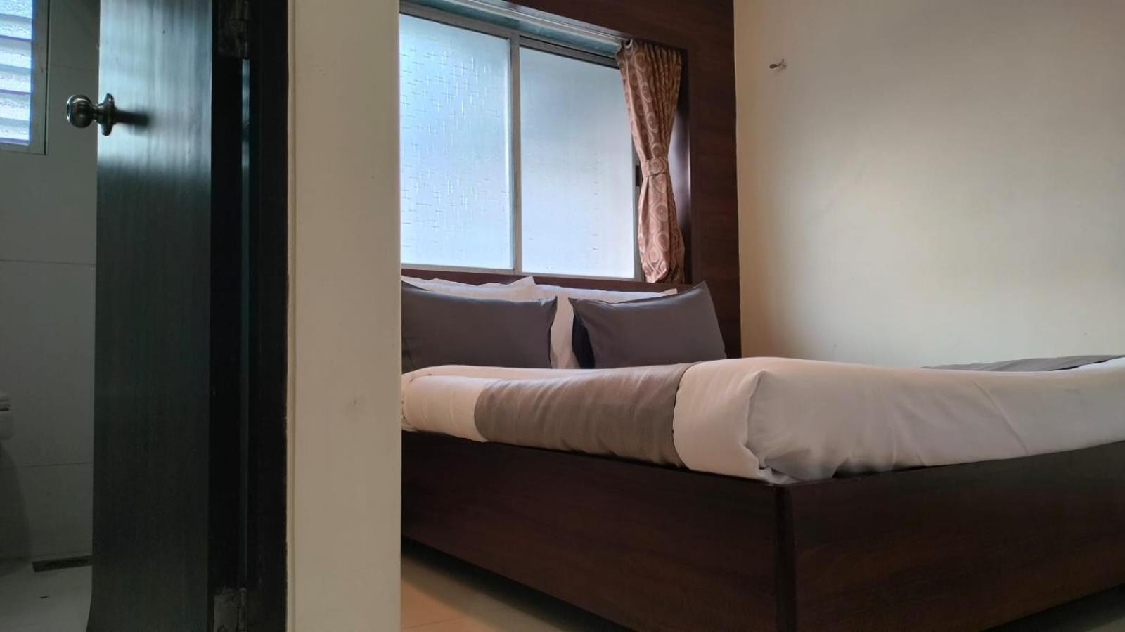 Hotel Sai Nidhi Executive-Mindspace Airoli Нави Мумбаи Экстерьер фото