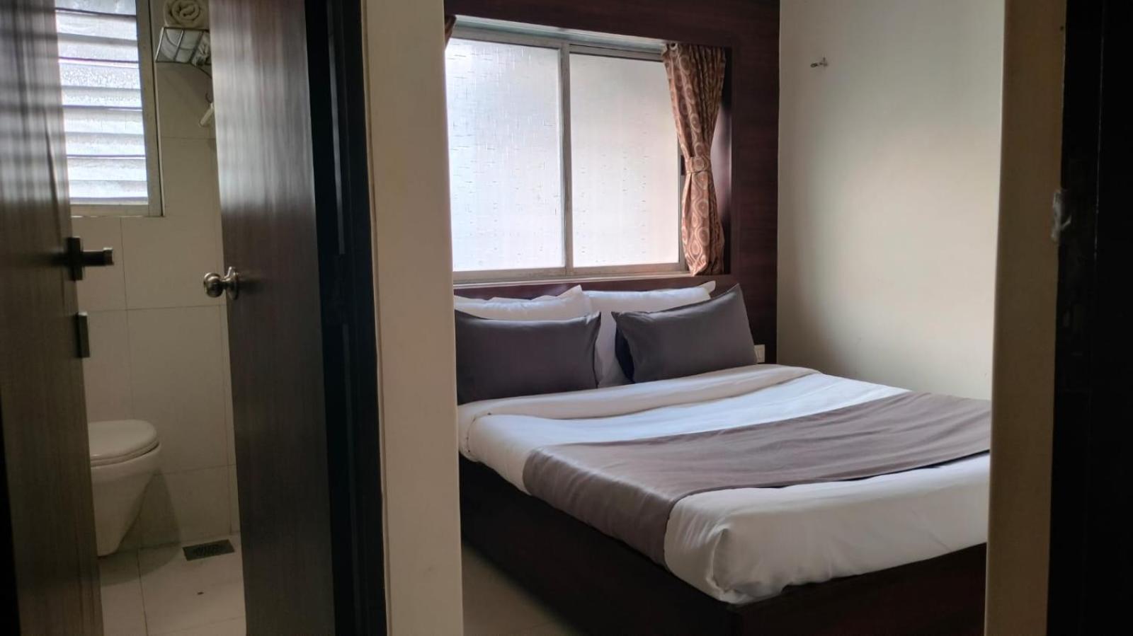 Hotel Sai Nidhi Executive-Mindspace Airoli Нави Мумбаи Экстерьер фото