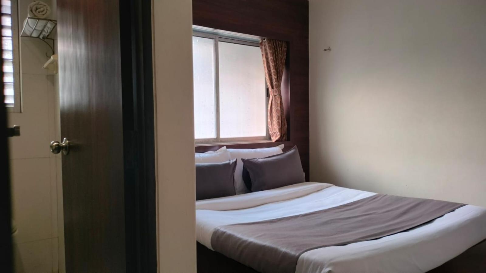 Hotel Sai Nidhi Executive-Mindspace Airoli Нави Мумбаи Экстерьер фото